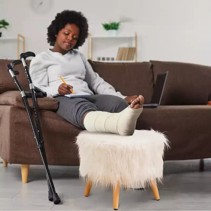 Tabouret rond en fausse fourrure (blanc)