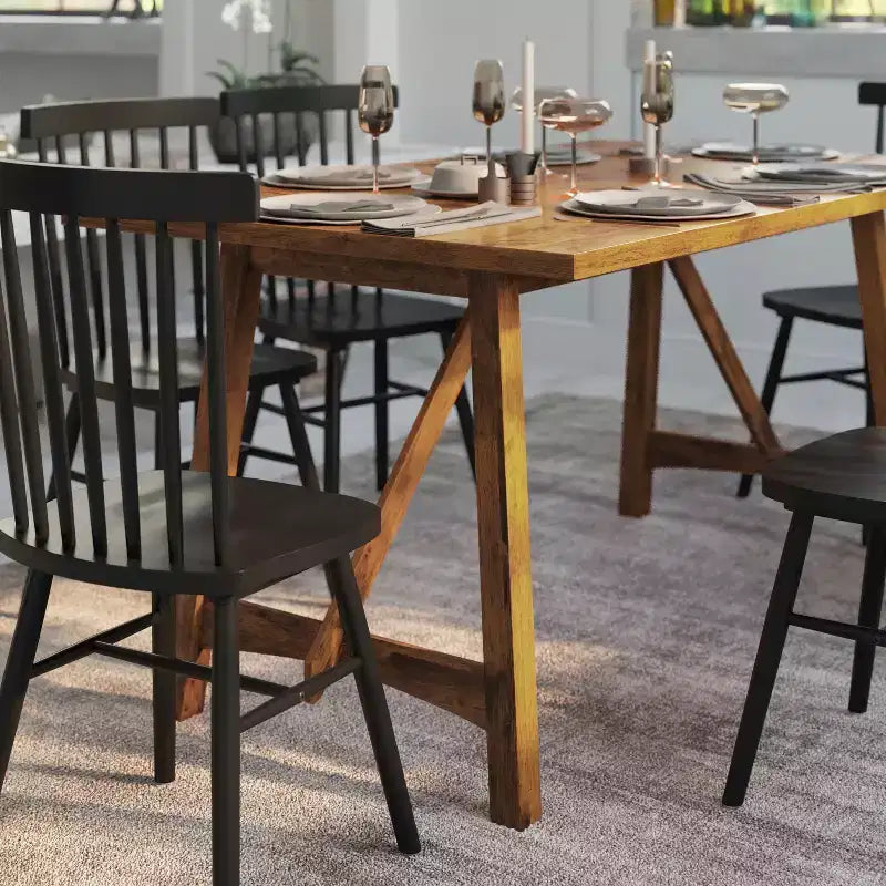 Table à manger de ferme avec piètement à tréteaux en bois