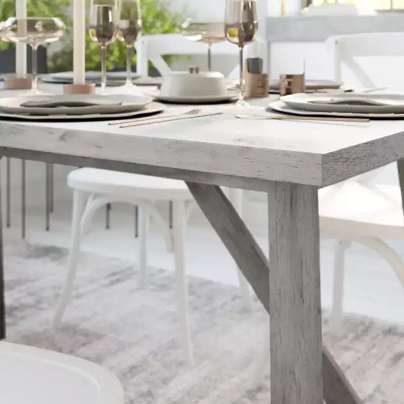 Table à manger de ferme avec piètement à tréteaux en bois