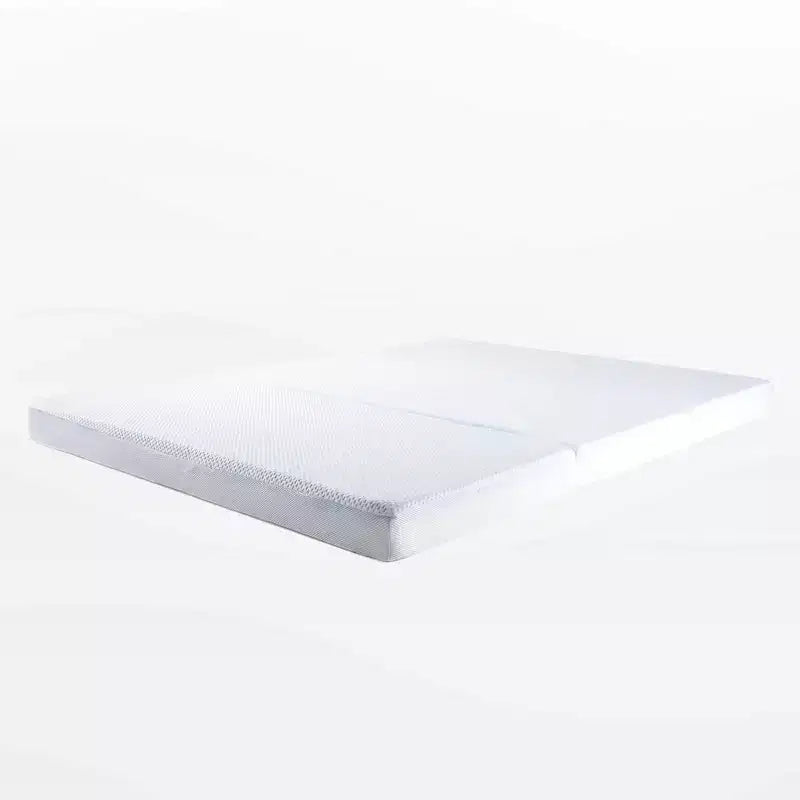 Matelas pliable en trois avec 1 mousse à mémoire de forme infusée de gel